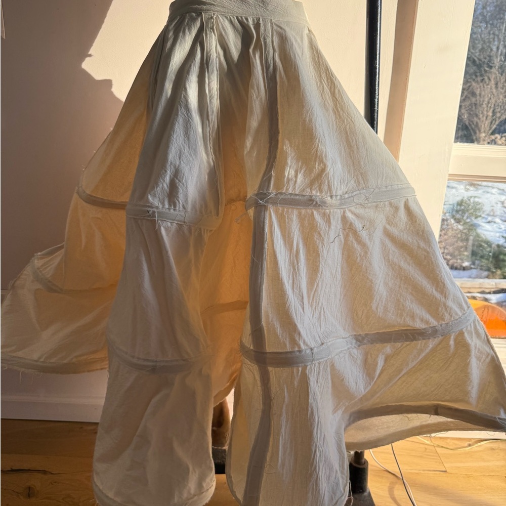 Fun Asymmetric HOOP Cream Skirt 38